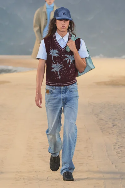 Look 61